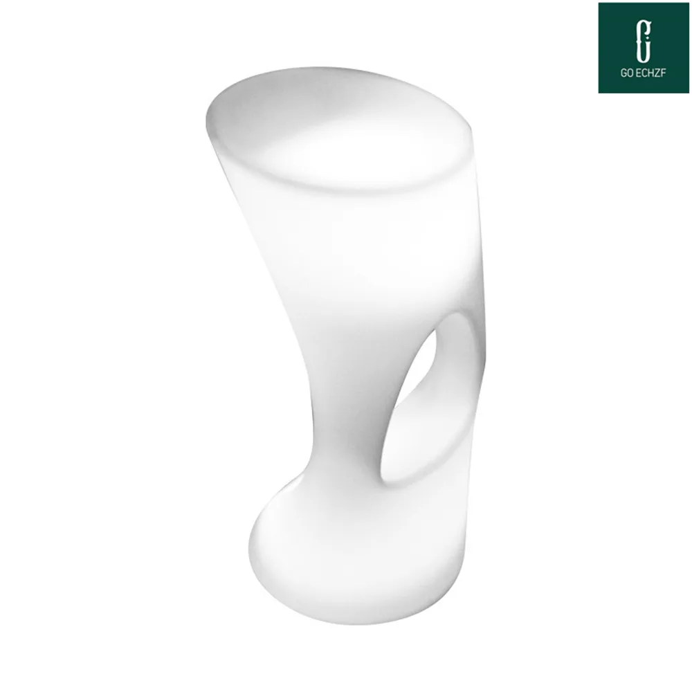 2021 New Rechargeable LED Illuminated Bar Table Club Lighted Up Cocktail Table Ip54 Waterproof With Remote Control