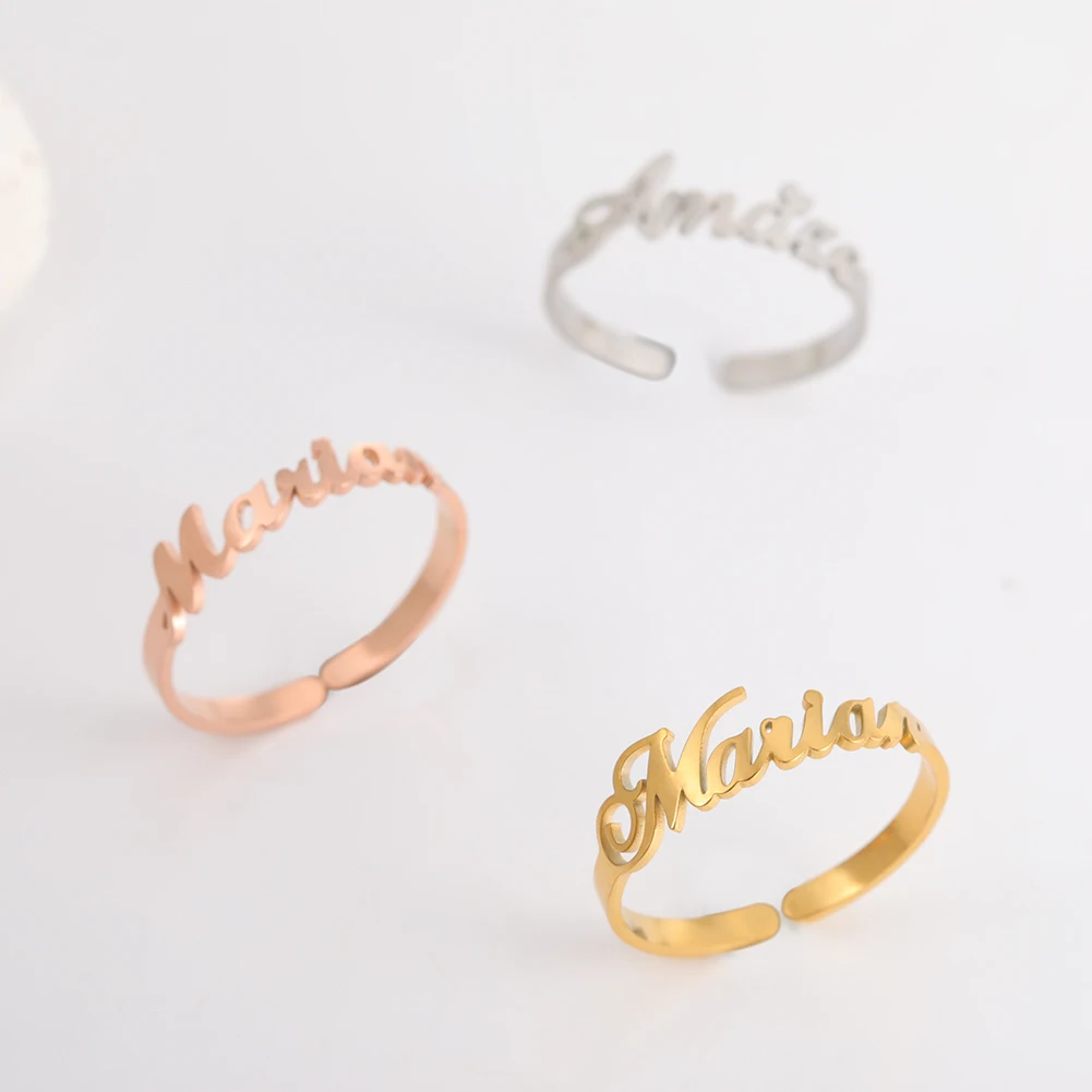 Sipuris Personalisierter Namensring aus Edelstahl, Maßgefertigter Ring für Frauen und Männer, Einzigartiger Schmuck, Paarring für Hochzeiten – Detail 5