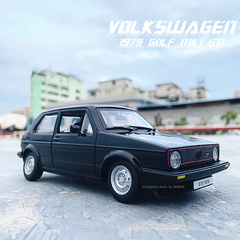 Bburago 1:24 Volkswagen 1979 Golf GTI MK1 black simulation alloy car model crafts decoration collection toy tools gift