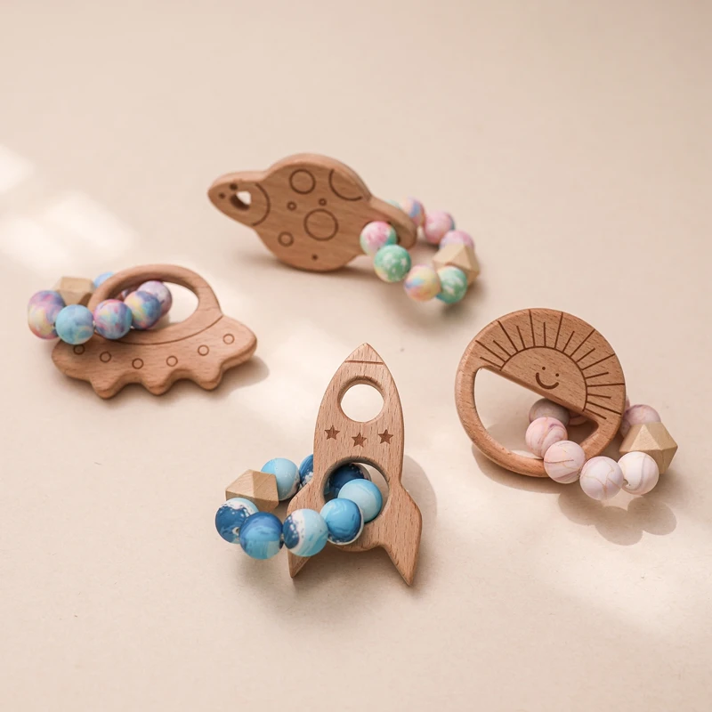 

1PC Baby Teether Beech Toys Bracelet Wooden Spaceship Rocket Chew Teething Care Teether Wooden Ring for Baby Gifts