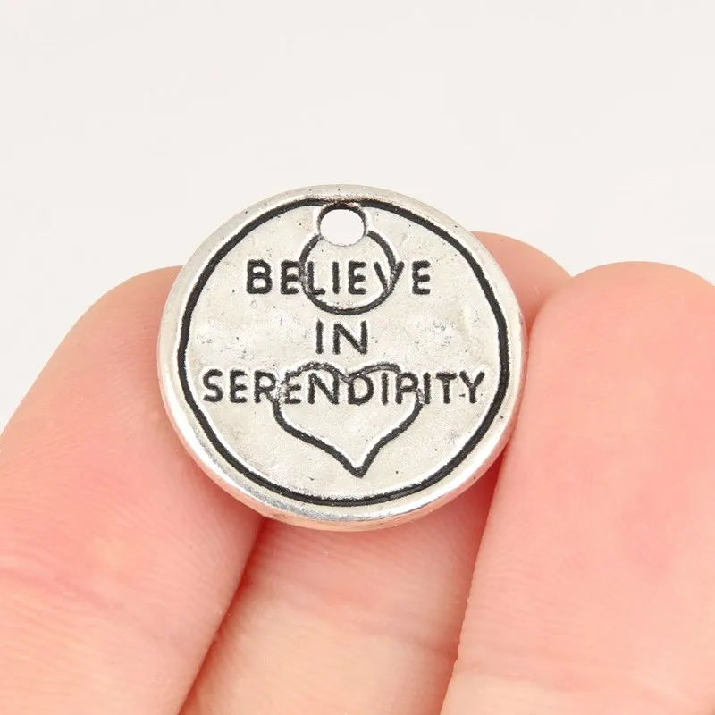 20pcs Silver Color 20.5mm BELIEVE IN SERENDIPITY Charms Round Pendant Fit DIY Jewelry Making Handcrafted Accessories SALE