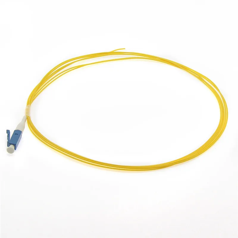 Pigtail Fiber optique 50 pièces/sac LC/UPC monomode G652D 0.9mm, 1M 1.5M 2M longueur 9/125 LSZH Jacket jaune