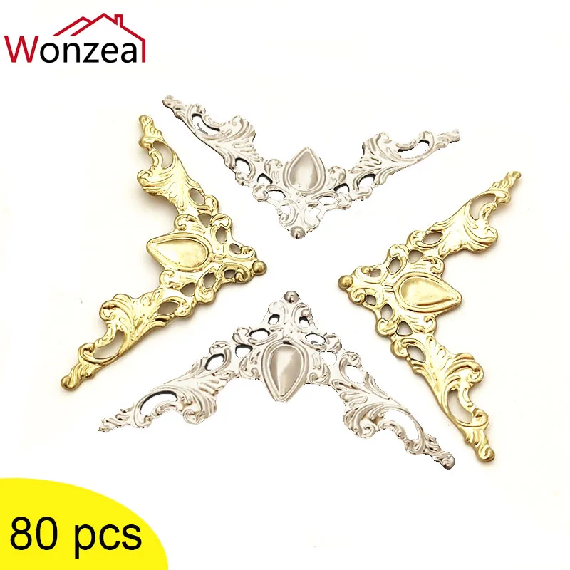 

57*41mm Filigree Triangle Flower Wraps Cabochon Ancient Bronze Tone Corner Flatback Metal Embellishments Scrapbooking Wholesale