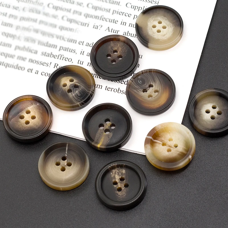 New 20pcs Resin 4 holes Buttons Sewing accessories Size Complete for clothing Decorative Plastic Buttons Handmade DIY