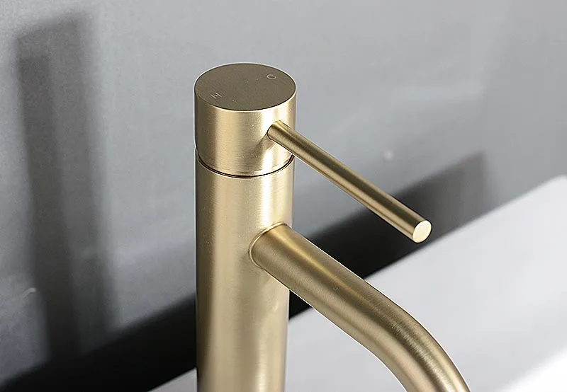 Brushed Rose Gold Bathroom Sink Faucet Deck Mounted Single Hole & Handle Cold And Hot Water Mixer Tap Brushed Gold