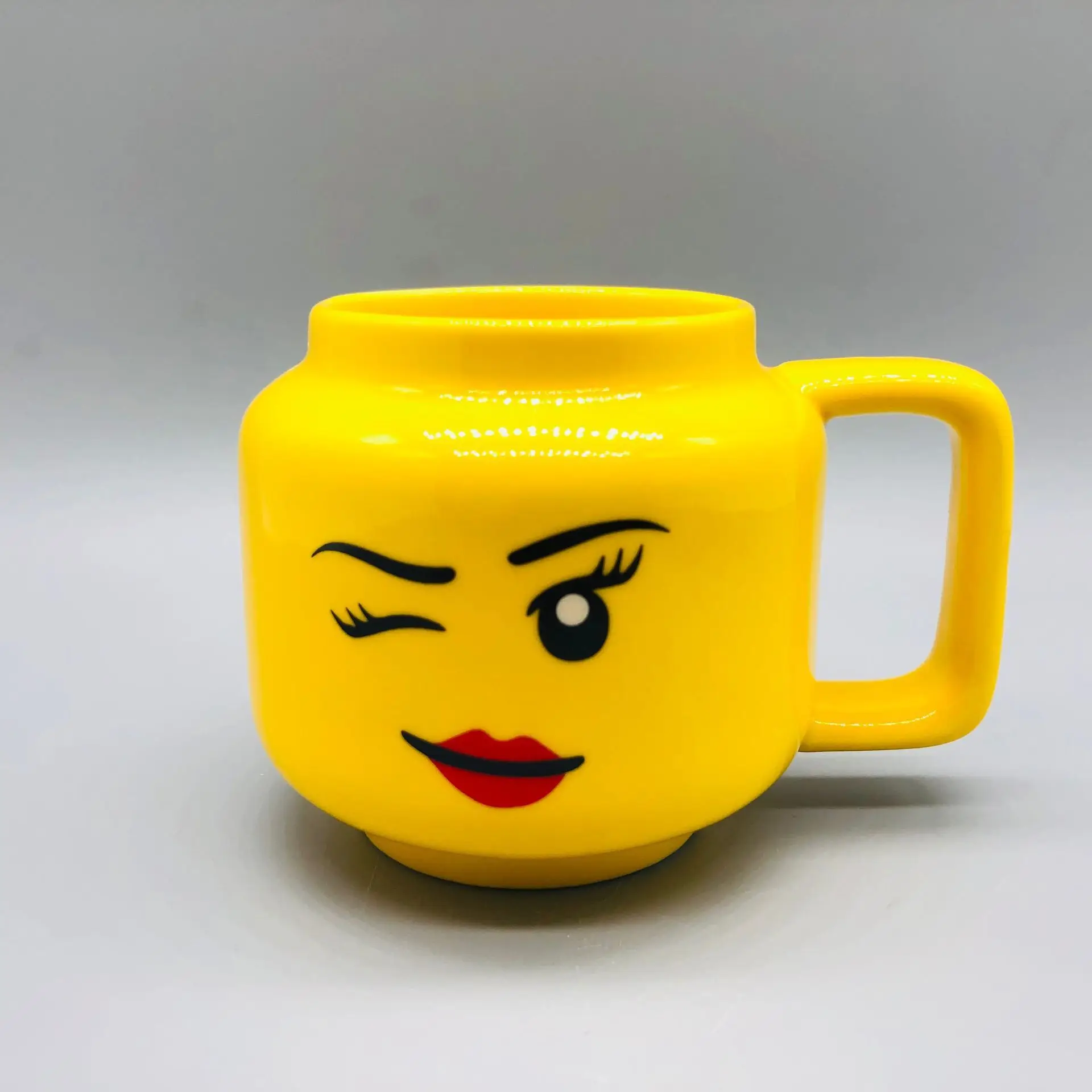 250ml Lächeln Keramik Becher Cartoon Kaffee Milch Tee Wasser Tasse Nette Lustige Ausdruck Kinder Milch Becher Haushalt Wasser Tasse