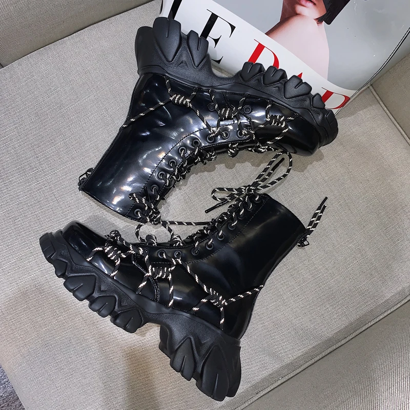 Sexy Black Patent Leather Sexy Boots Women Reflective Lace-up Casual Ankle Boots Thick Bottom Botas Mujer Winter Botines Mujer