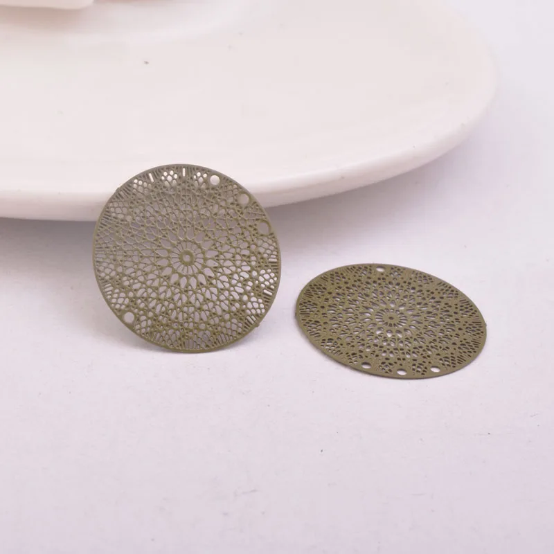 50 Stück AB5266 24mm Runde Anhänger mit vier Löchern, bedruckter Anhänger für DIY-Schmuckherstellung – Detail 12