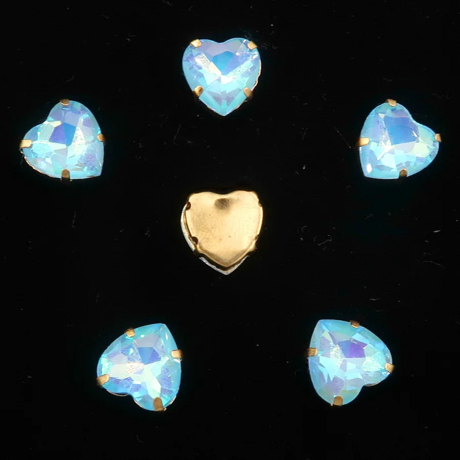 Herzförmige Goldklauenfassungen 20 Stk./Packung 10mm Jelly Candy & AB Glaskristall zum Aufnähen Strassperlen für Schuhe, Taschen, Bastelarbeiten, DIY-Besatz – Detail 10