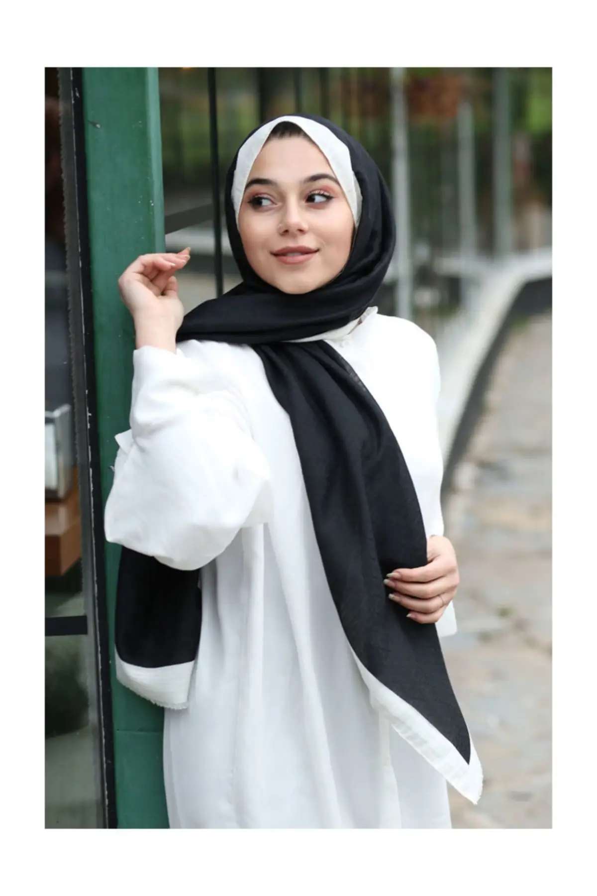 Monogram Shawl Mg08 Black