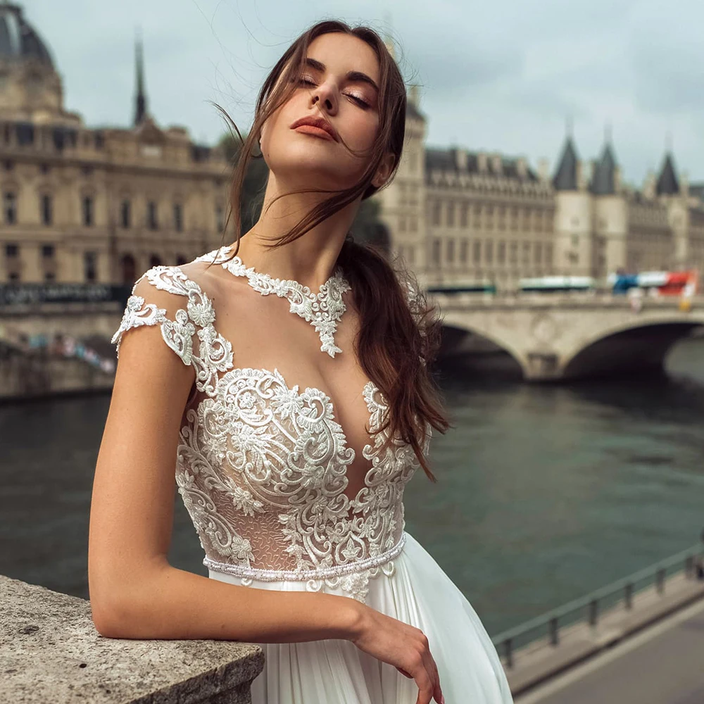 Vestido De novia De playa De gasa personalizado 2025, vestido De novia bohemio con abertura y cuello redondo, ilusión De encaje con perlas, Vestidos De novia