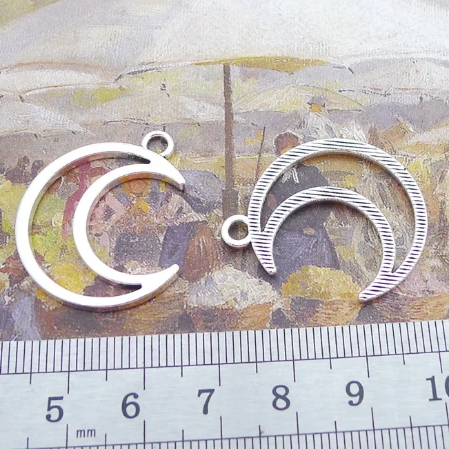 10 Pieces 24*29mm Mixed Alloy Antique Silver Color Moon Charms Vintage Pendant Accessory For DIY Jewelry Making