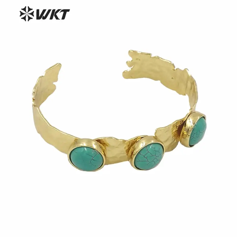 

WT-B563 Wholesale WKT New Triple Stone Cuff Bangle Women Fashion Gold Electroplated Resist Tarniahble Lava Adjustable Decoration