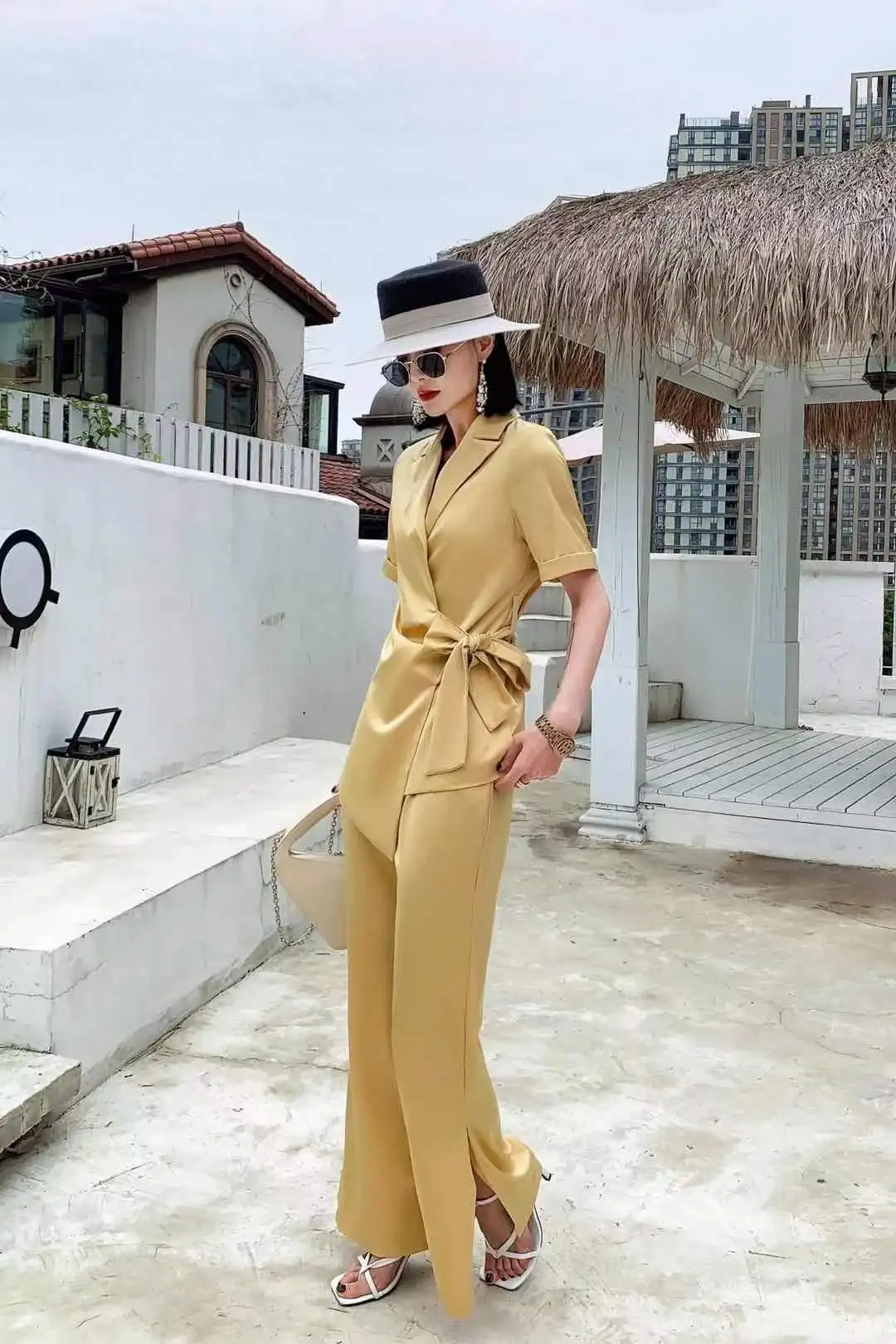 

2021 Summer Women Silk Blazer Jacket 2 Pieces Fashion Sashes Blouse Suits Office Lady Side Split Wide Leg Pants Set