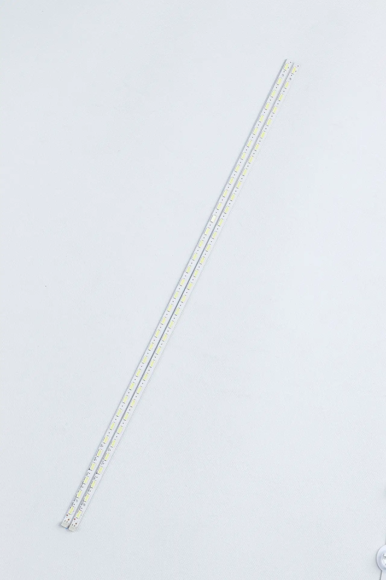 Neue LEDs Led42h310 TV Licht Bar HE420FR-B51 LEDs