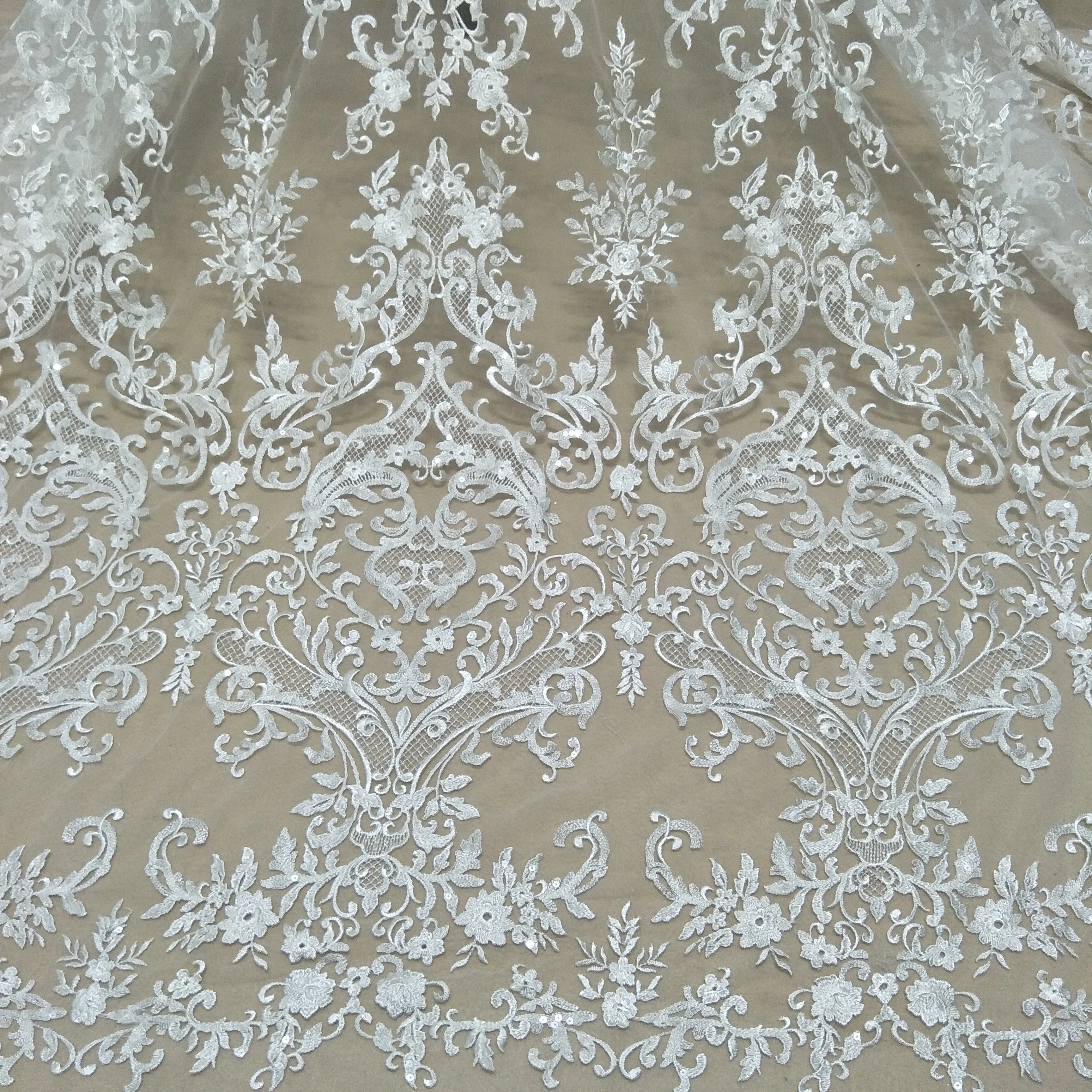 fashion sequins lace fabric wedding gown lace fabric 130cm width lace fabric sell by yard