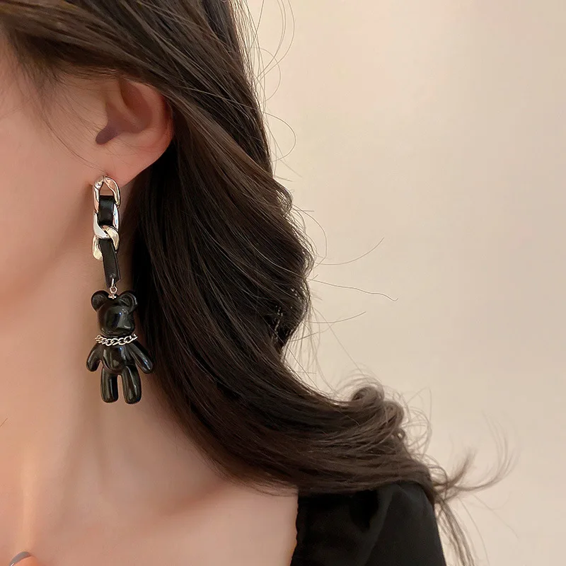 Trendy Black Bear Earrings Woman Bow Pin Chain Drop Cute Girl Fashion Jewelry Accessories