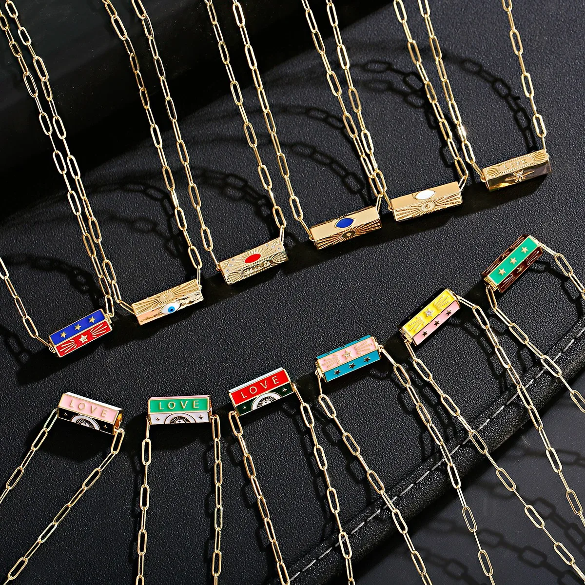 Enamel Copper Dripping Oil Pendant Necklace for Women Fashion Party Jewelry Lucky Art Punk Hip Hop Charm Gold Color Choker