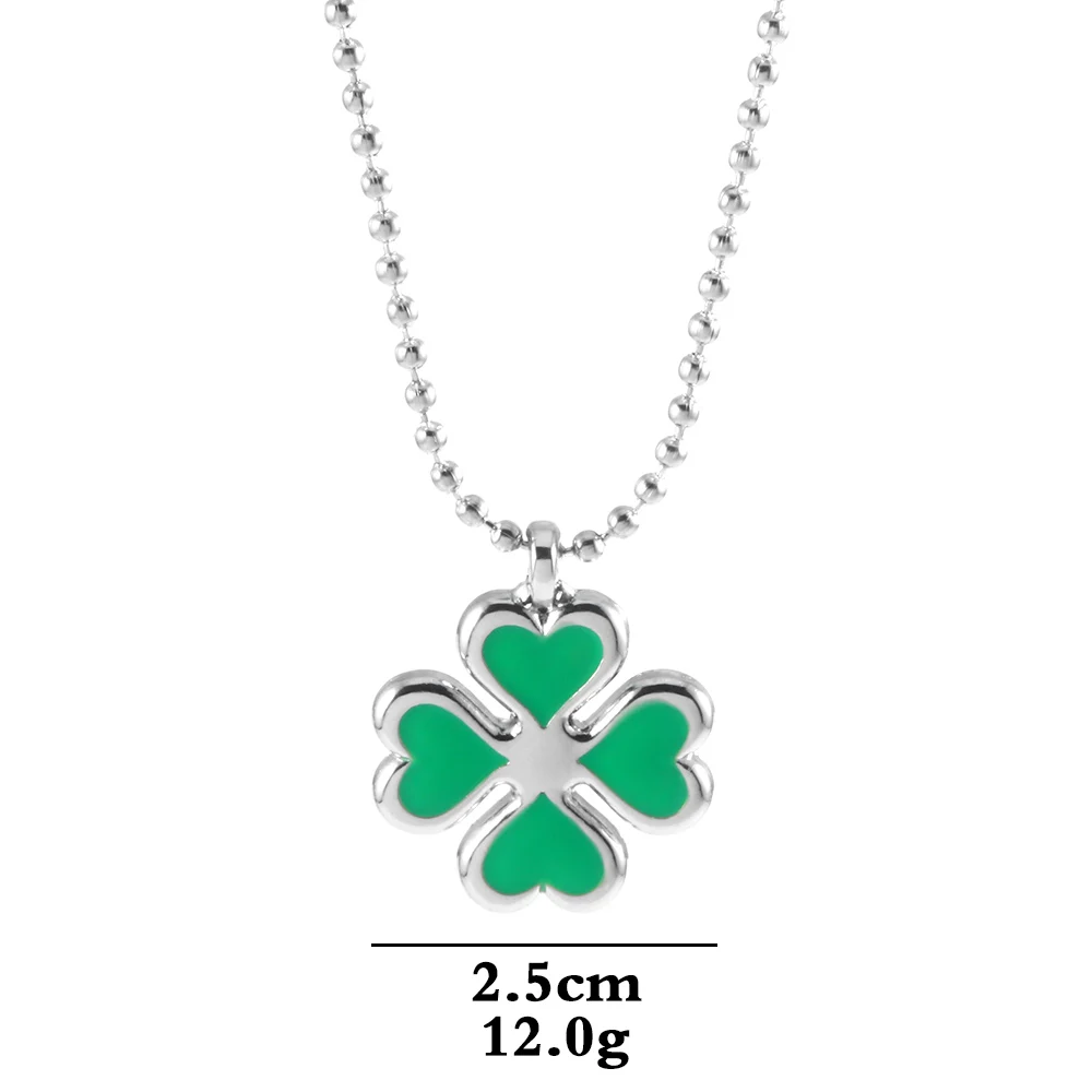 Anime Tokyo Avengers Four Leaf Clover Necklace Hinata Tachibana Fashion Pendant Chain Necklaces Women Girl Choker Jewelry Gift