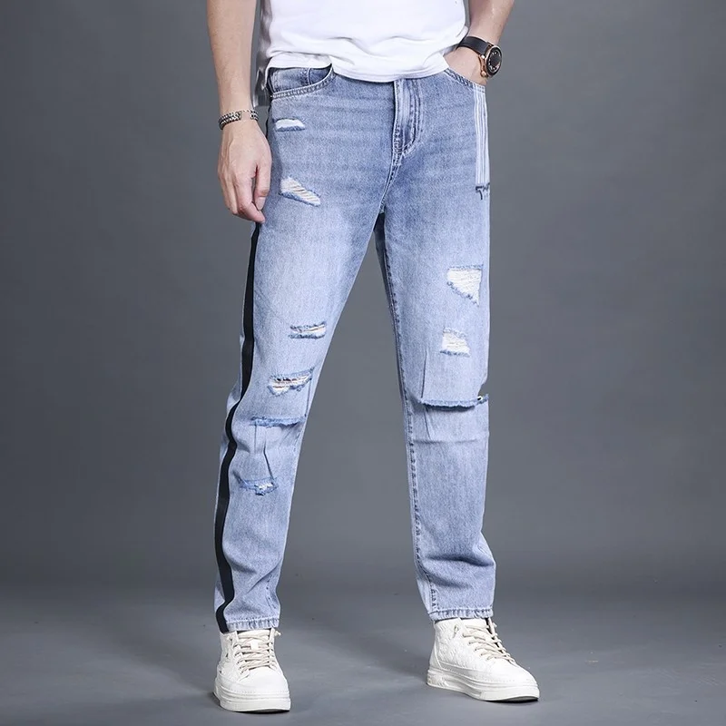 Spring 2022 New Mens Loose Straight Korean Style Spliced Stripe Pockets Casual Letter Vintage Fashion Hole Design Male Jeans