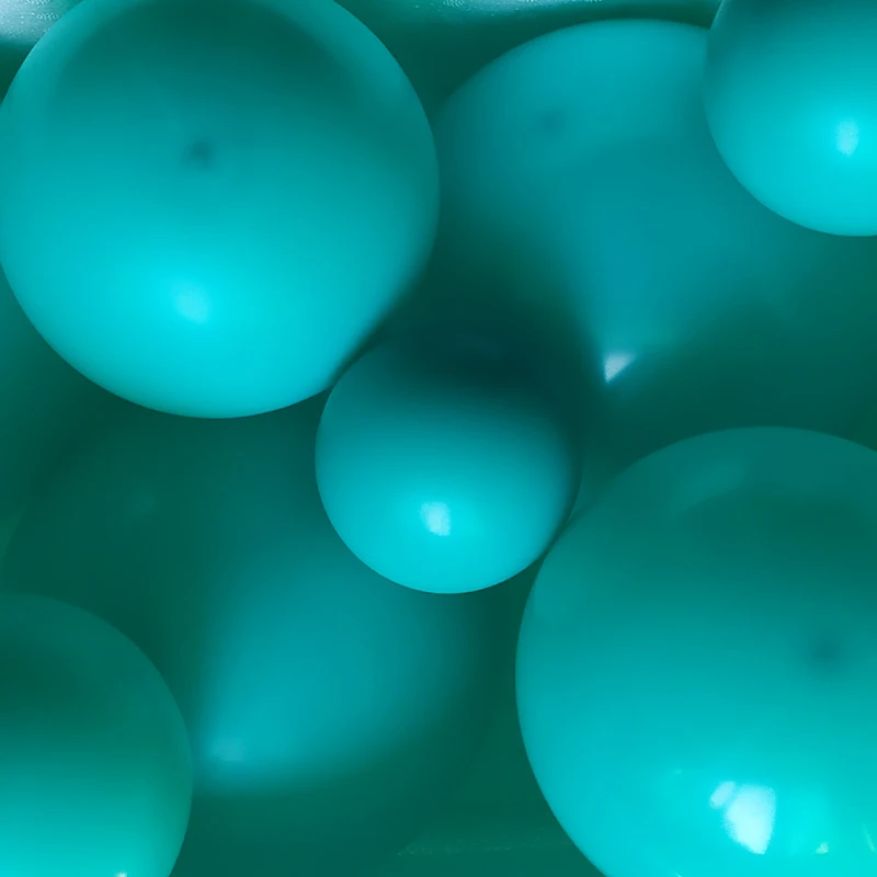 Variant: tiffany blue