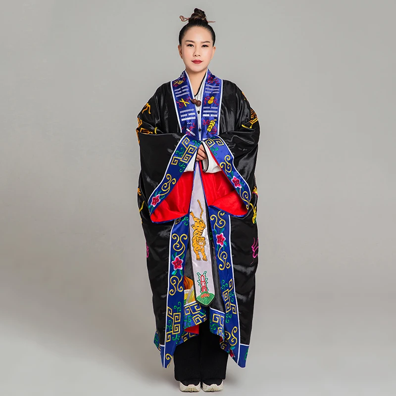 Wu Dang Taoist Bagua Sutra Clothing mage drama robe Cotton silk embroidery role-playing costume Taoist Gown robe Spring Autumn