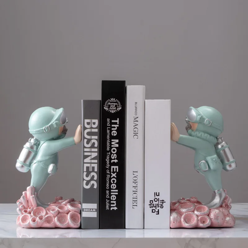 Simple And Creative Astronaut Book By Character Bookends Folder Porch Bookcase Office Desktop Decoration Study Decoration