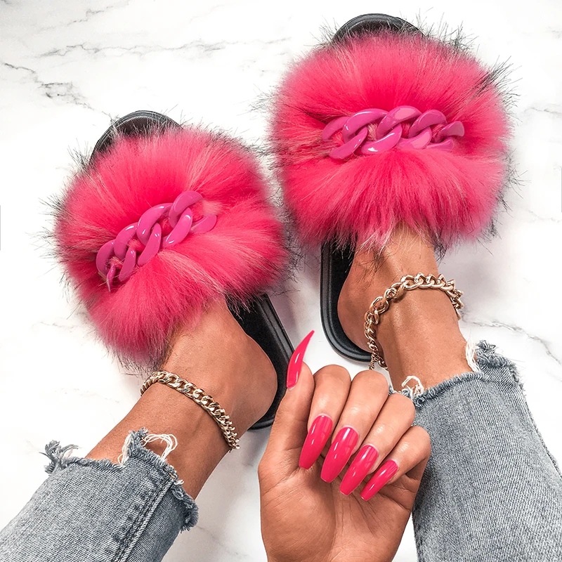 Faux Furry Fur Slippers Cute Female Fur slides Fluffy Flip Flops Designer Shiny Chain Fashion Shoes Home Beach Slippers Women