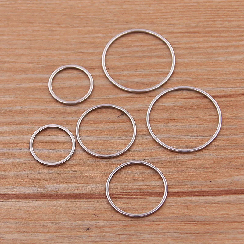 PULCHRITUDE 20Pcs 3 Size Round Charm Stainless Steel Pendant Open Bezel Hollow Pressed Resin Frame Mold Bezel DIY Jewelry Making