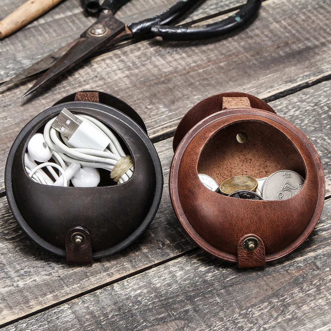 Luxury Cow หนังสำหรับ AirPods Pro 3rd Gen ฝาครอบจัดเก็บสายเคเบิล Earpods เหรียญพร้อมพวงกุญแจแกะสลักฟรี