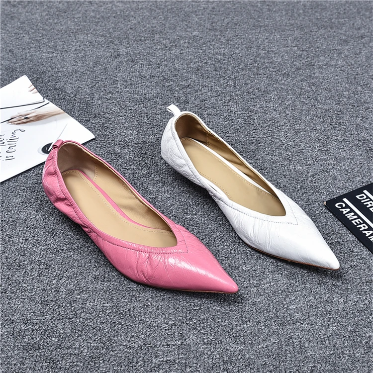 XGRAVITY Top Quality V Cut New Female Wedge Shoes Short Heel Pumps V Cut Designer Party Shoes Sexy Ladies Vintage Lady Shoes