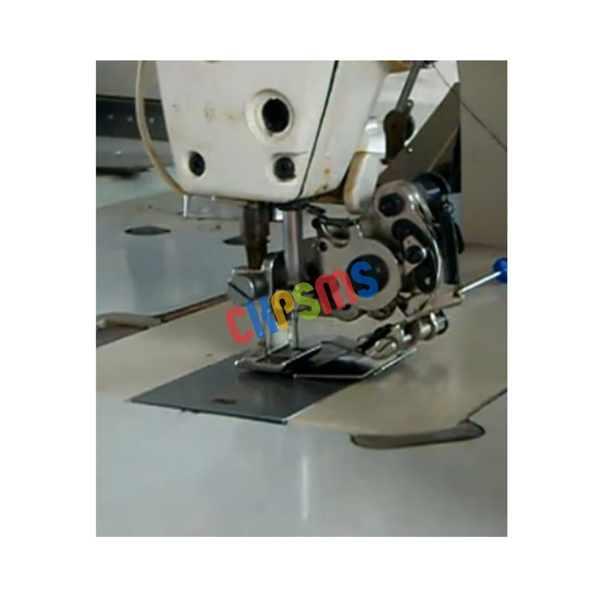 4 or 8 Stitch RUFFLER ATTACHMENT G900E 4 SINGLE NEEDLE INDUSTRIAL SEWING MACHINE #G900E