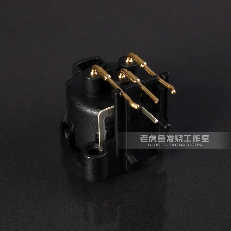 1pcs/10pcs Brand new original Swiss Neutrik gold-plated XLR Cannon balanced output male socket NC3MAAH