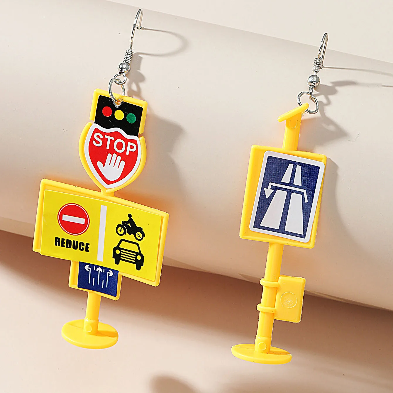 New Punk Traffic Road Sign Acrylic Drop Earrings for Women Geometric Funny Long Dangle Earrings Pendant Fashion Party Jewelry