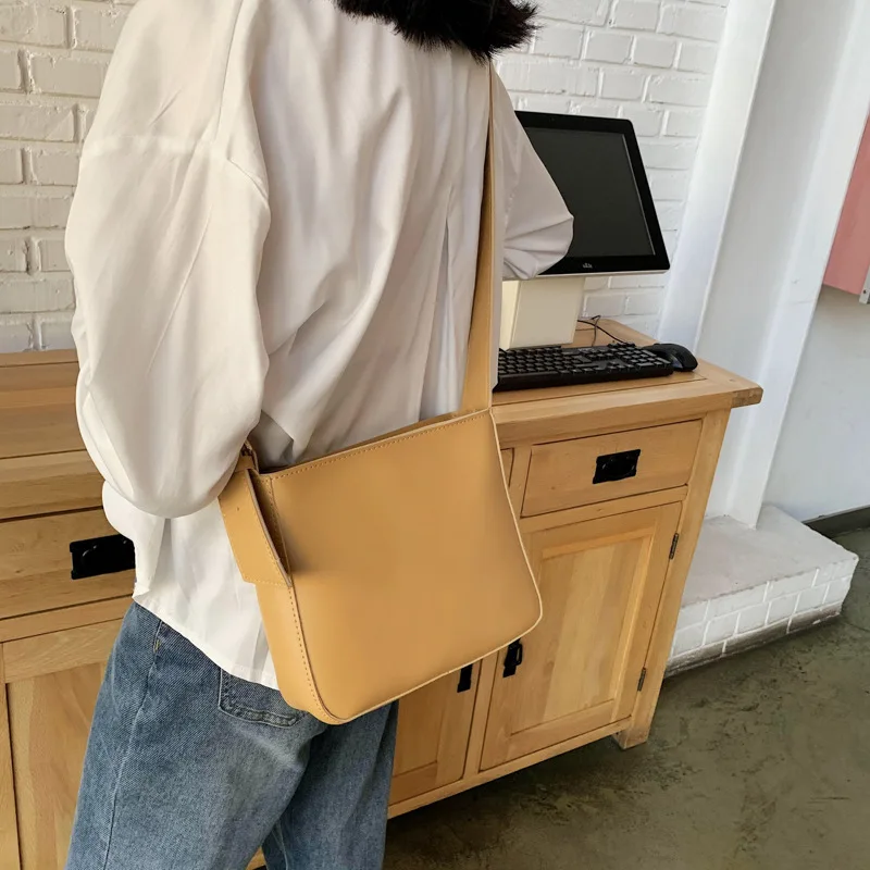 Luxury Brand Crossbody Bags for Women Handbags Purses Crossbody Shoulder Bag Female Fashion Designer Women Messenger Bags 2022