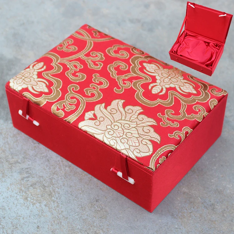 

Chinese style Silk Wedding Gift Box with Fluffy Cotton Red Rectangle Jewelry Storage Case Jadeware Crafts Photo album Packaging