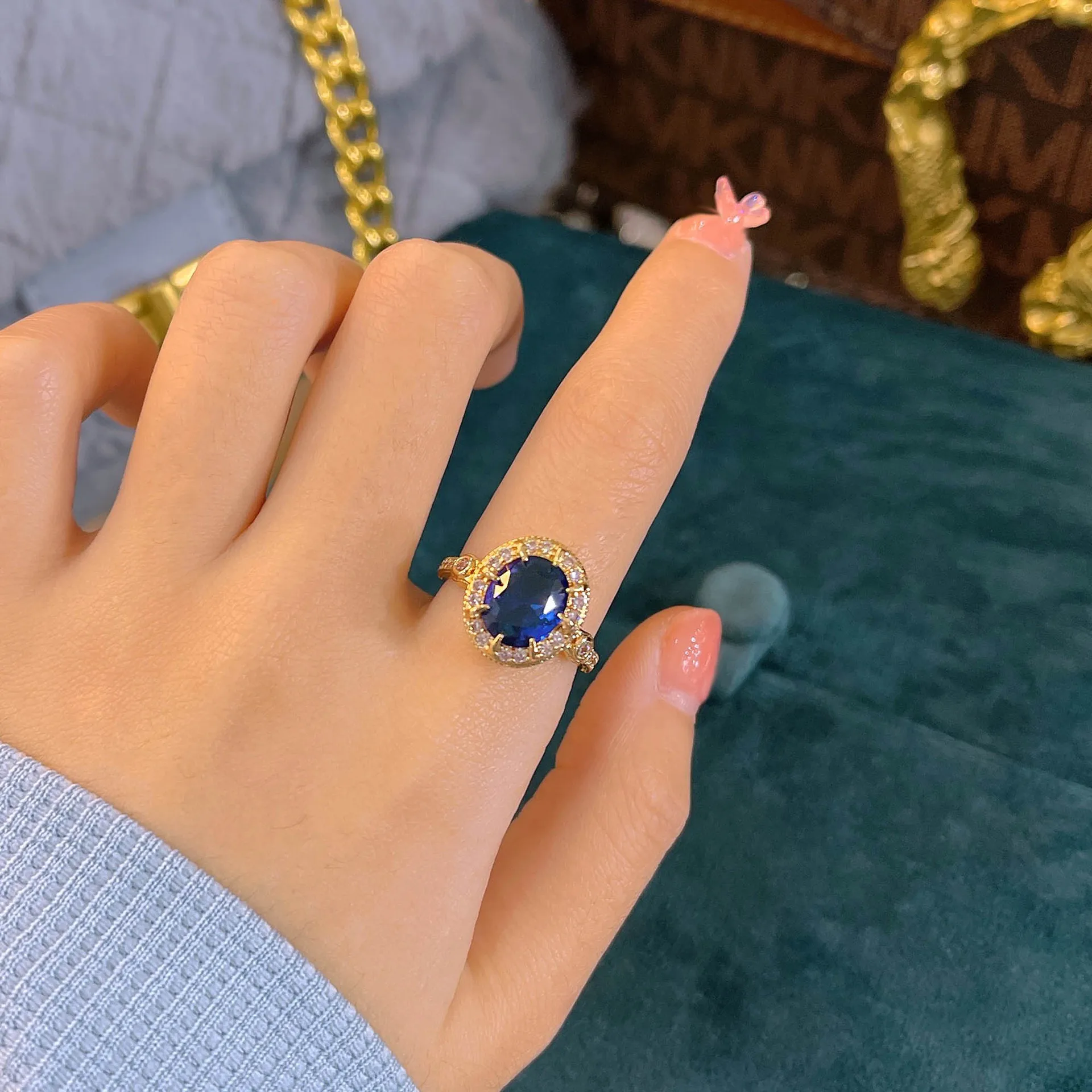 Foydjew Luxury Wedding Engagement Gold Color Rings Royal Blue Crystal Simulated Sapphires Adjustable Ring Color Treasure Jewelry