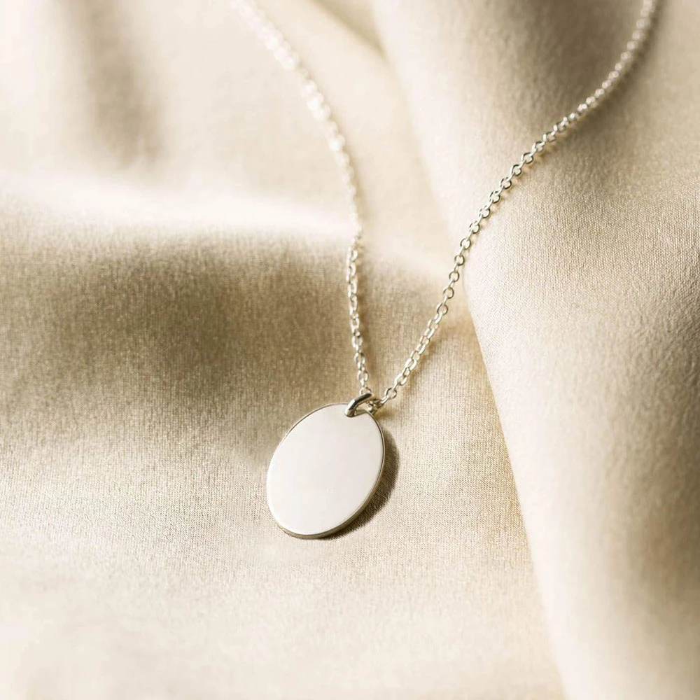 eManco Oval Stainless Steel Pendant Necklace Gold Color Choker Necklaces on Neck Women Jewelry Gift