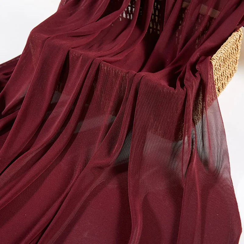 Variant: 18 Wine Red