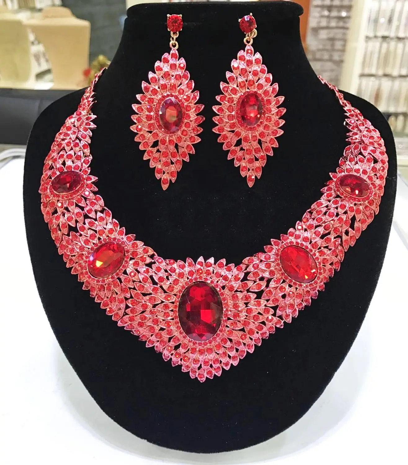 Set di gioielli nigeriani Dubai per le donne collana di gioielli da sposa da sposa orecchini pendenti con strass collana di cristallo