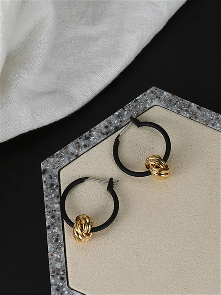 Kshmir Black earring retro temperament Earring female simple Korean knot earring buckle personality hoop earrings 2020