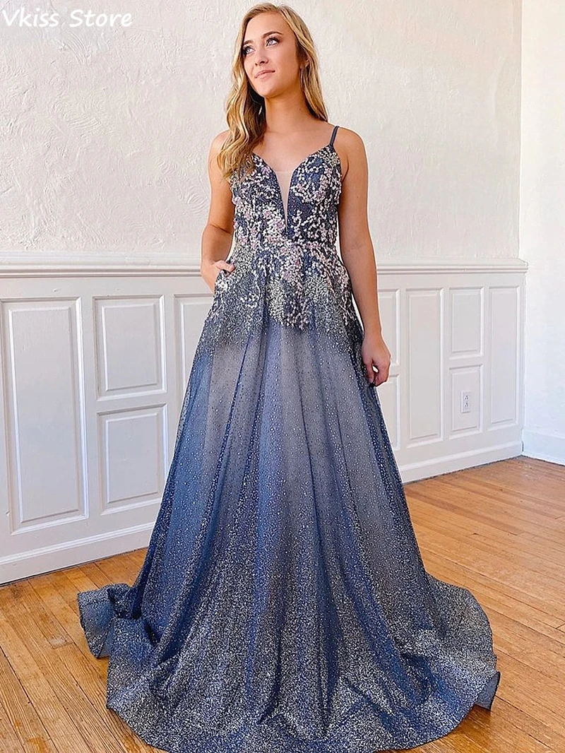 2020 New Evening Dress Sexy V-neck Applique Beading Backless Spaghetti Strap Sweep Train Sequin Tulle Prom Dress فساتين السهرة