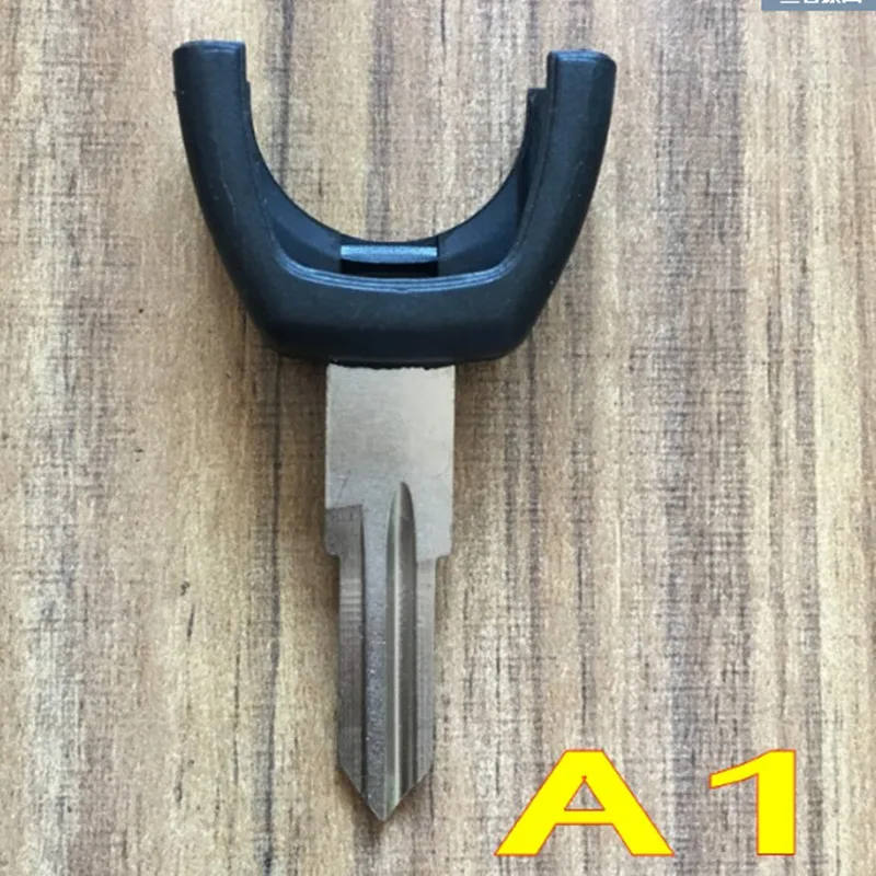 DAKATU Replacement Remote Car Key Head For Chery QQ3 QQ6 A1 Remote Head No chip inside