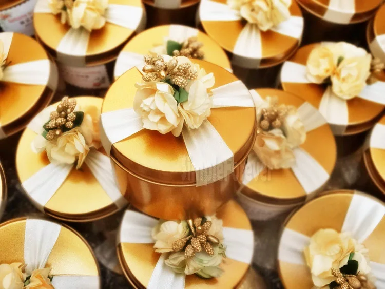 

100pcs/lots Gold Rounded Party Favor Boxes with Champagne Flowers