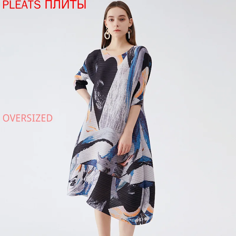 

Miyake Printed Round Neck Pleated Dress, Middle Sleeves, Loose Big Swing, Spring, New, Elegant