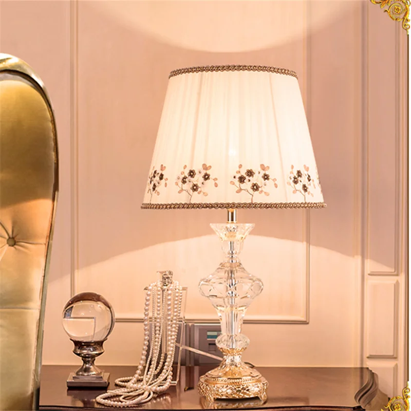 OURFENG Modern Table Lamp Crystal Bedside LED Desk Light Luxury Decorative for Home Foyer Bed Room Office Hotel Study