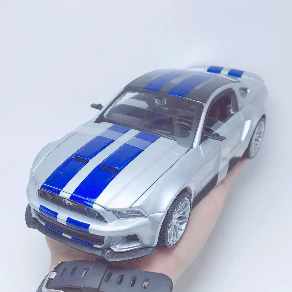 Exquisite 1:24 Mustang GT alloy model,simulation die-casting sports car model,premium collection& gif,free shipping