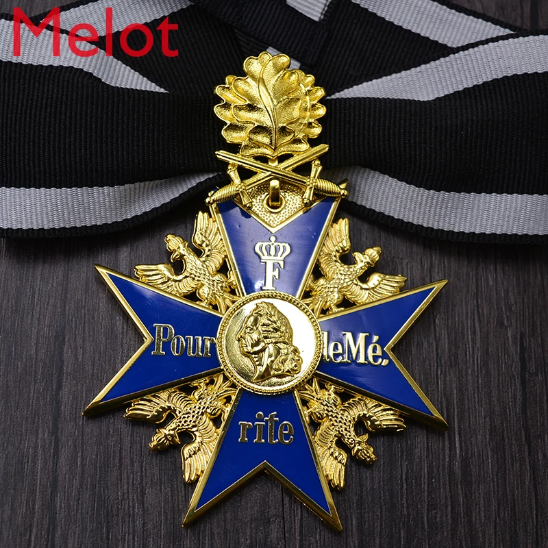 Prussian Crown Oak Leaf Big Blue Blue Iron Marx Malta Cross Merit Medal Badge