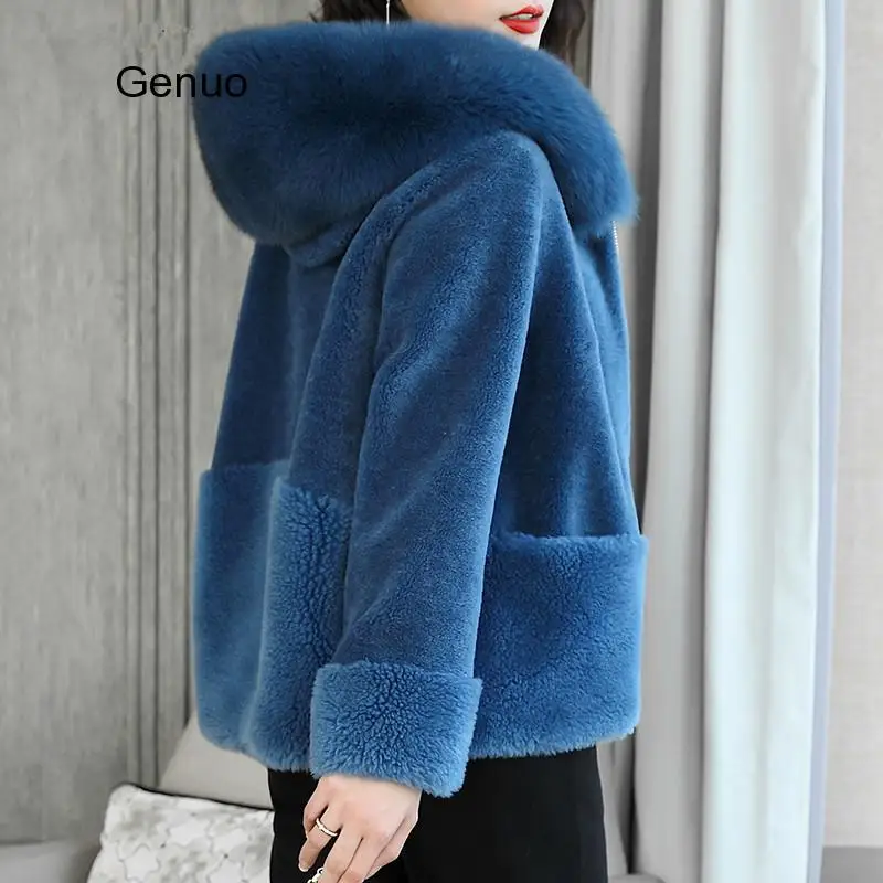 

New Winter Parker Sheep Shearing Coats Female Fox Fur Collar Jacket Coat Ladies Lamb Hair Short Coat Hooded Velvet Fur Womens