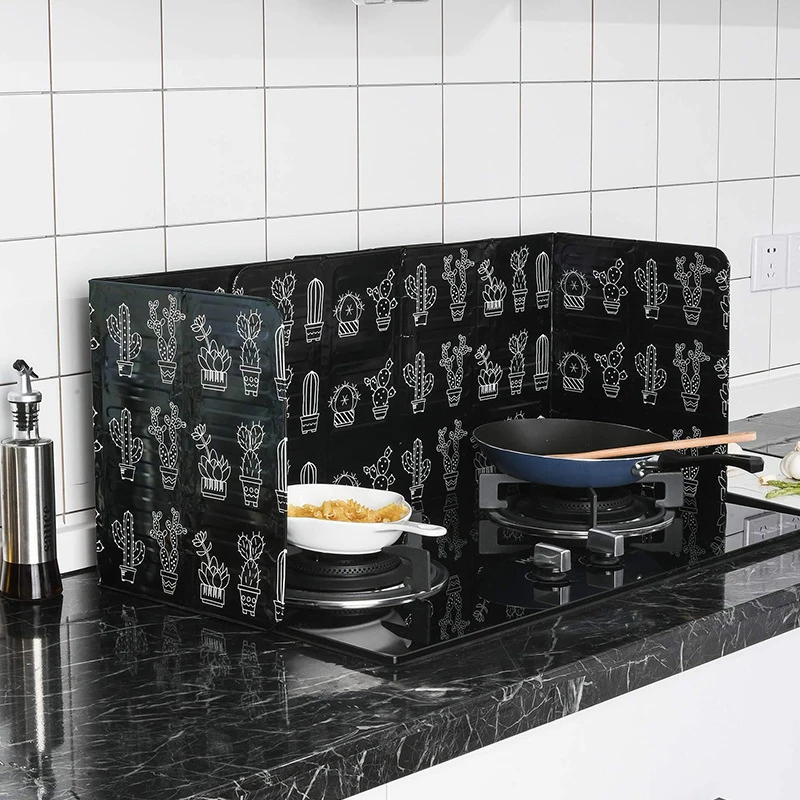 1 Pc Kitchen Gadgets Oil Splatter Screens Aluminium Foil Plate Gas Stove Splash Proof Baffle Waterproof Home Kitchen Accessories